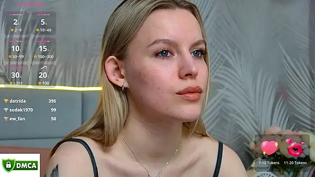 Snapshot of AmaliaBell chatting on March 5, 2025, 7:49 pm AmaliaBell online show from March 5, 2025, 7:49 pm