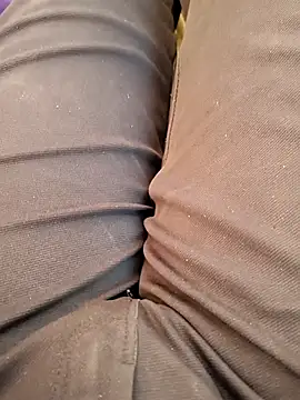 u wan me online show from November 18, 2025, 8:17 am