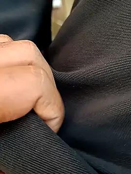 Snapshot of u_wan_me chatting on October 8, 2025, 4:14 am u wan me online show from October 8, 2025, 4:14 am