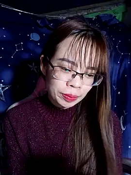   Mai-love19   online show from March 6, 2025, 1:57 pm