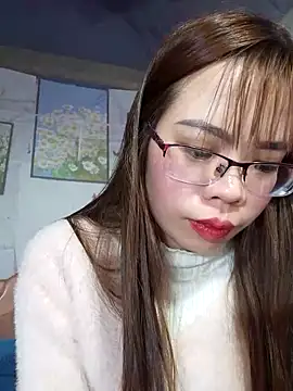   Mai-love19   online show from February 26, 2025, 9:12 am