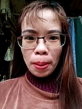   Mai-love19   online show from March 8, 2025, 9:06 am
