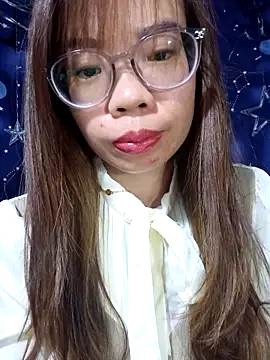   Mai-love19   online show from March 17, 2026, 9:40 pm