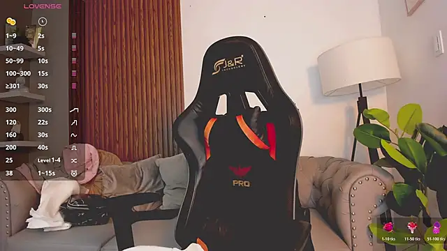 Snapshot of pervert_lizza chatting on October 26, 2025, 2:23 am pervert lizza online show from October 26, 2025, 2:23 am