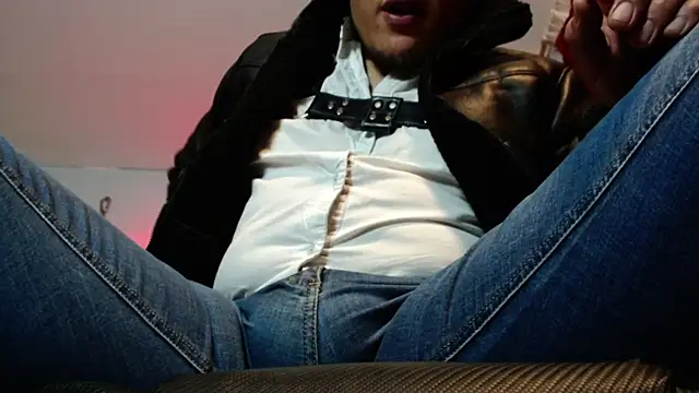 dom2travelersss online show from January 16, 2026, 11:42 pm