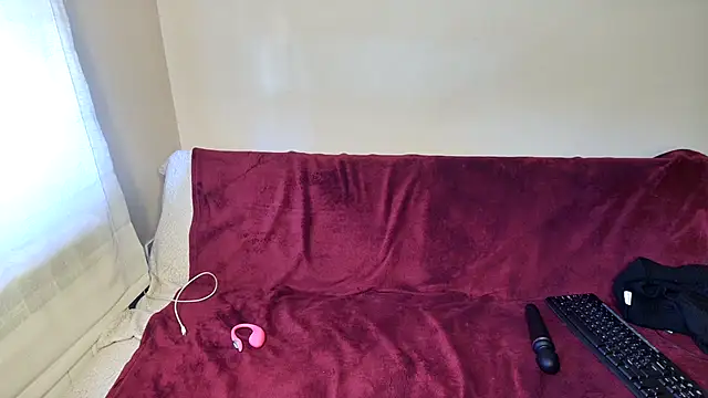 Lustylia online show from December 21, 2025, 10:06 am