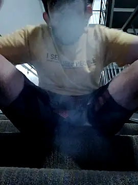 Snapshot of afTerparTycloudz chatting on October 15, 2025, 3:53 pm afTerparTycloudz online show from October 15, 2025, 3:53 pm