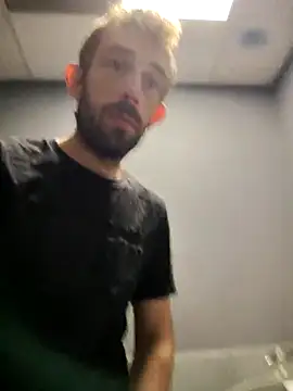 Snapshot of afTerparTycloudz chatting on March 15, 2025, 12:36 am afTerparTycloudz online show from March 15, 2025, 12:36 am