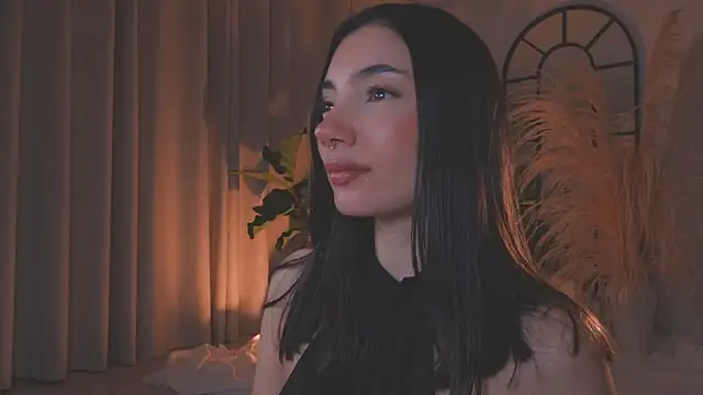 Snapshot of AmyArmstrong chatting on September 20, 2025, 12:26 am AmyArmstrong online show from September 20, 2025, 12:26 am