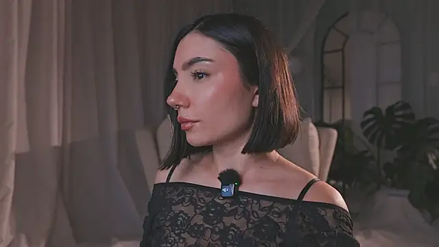 AmyArmstrong online show from April 14, 2026, 11:54 pm