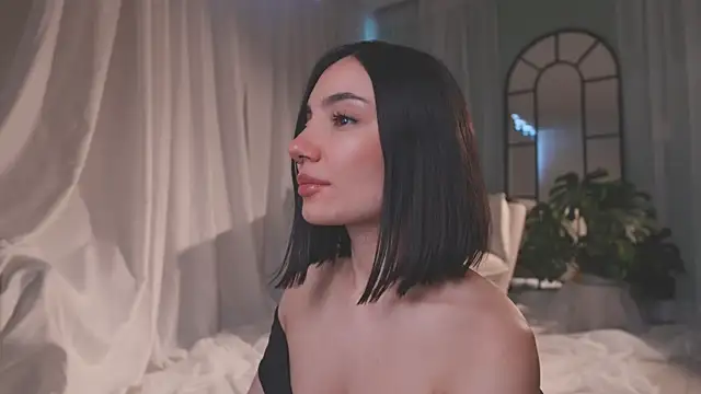 AmyArmstrong online show from February 5, 2026, 10:38 pm