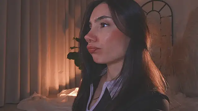 Snapshot of AmyArmstrong chatting on October 5, 2025, 12:23 am AmyArmstrong online show from October 5, 2025, 12:23 am