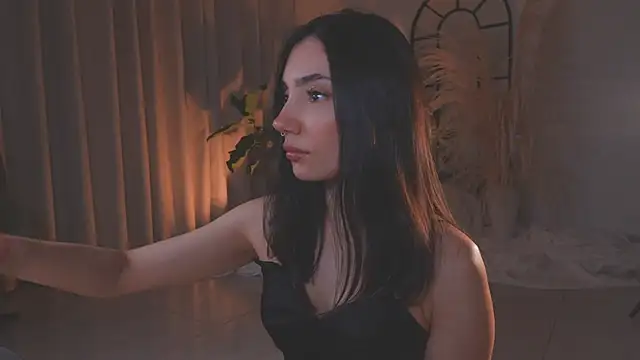 Snapshot of AmyArmstrong chatting on September 18, 2025, 12:24 am AmyArmstrong online show from September 18, 2025, 12:24 am