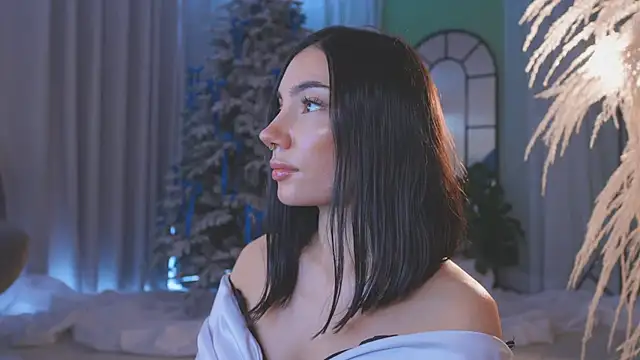 AmyArmstrong online show from December 20, 2025, 8:12 pm