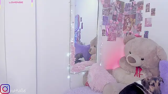 natalie jaensen online show from September 14, 2025, 7:25 pm