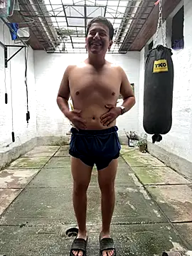 oliver price1 online show from December 19, 2025, 4:31 pm