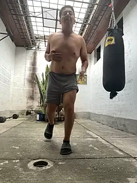 oliver price1 online show from September 12, 2025, 9:14 pm