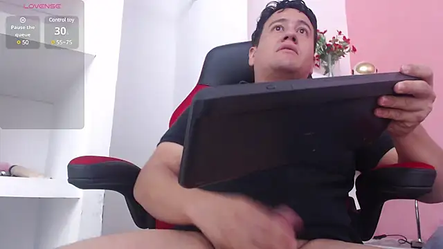 oliver price1 online show from March 4, 2025, 7:32 pm