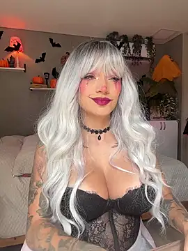 Snapshot of DaniDusan_ chatting on October 20, 2025, 6:52 pm DaniDusan  online show from October 20, 2025, 6:52 pm