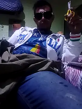 Elcogetuquieres online show from November 4, 2025, 8:18 am