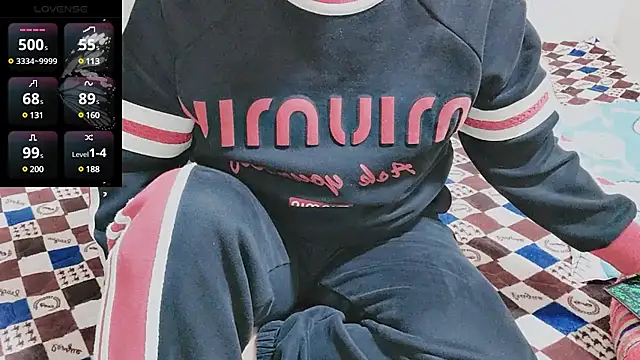 Sophie Secret online show from March 1, 2025, 11:15 pm