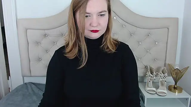 LaraDream online show from February 8, 2025, 1:22 am