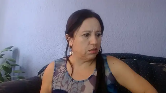 valeriapinter online show from July 14, 2026, 1:06 pm