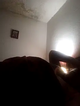 valeriapinter online show from March 31, 2026, 10:06 am