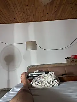 Snapshot of marcelitoderueda chatting on February 11, 2026, 6:02 am marcelitoderueda online show from February 11, 2026, 6:02 am