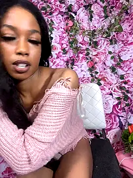 Snapshot of mismialove chatting on September 17, 2025, 6:15 am mismialove online show from September 17, 2025, 6:15 am