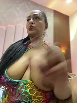 Snapshot of sofia_xxx02 chatting on July 9, 2026, 12:11 am sofia xxx02 online show from July 9, 2026, 12:11 am