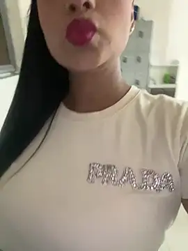 Snapshot of sofia_xxx02 chatting on February 5, 2026, 11:50 am sofia xxx02 online show from February 5, 2026, 11:50 am