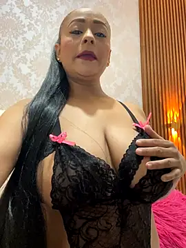 Snapshot of sofia_xxx02 chatting on September 10, 2025, 12:04 pm sofia xxx02 online show from September 10, 2025, 12:04 pm