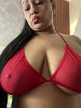 Snapshot of sofia_xxx02 chatting on March 17, 2025, 6:32 pm sofia xxx02 online show from March 17, 2025, 6:32 pm