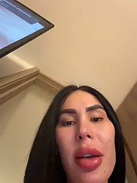 nelumbonucifera online show from March 27, 2026, 5:38 am