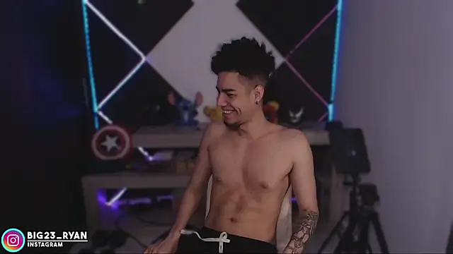 bigryann23 online show from March 27, 2026, 3:13 pm