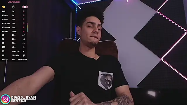 bigryann23 online show from February 8, 2026, 8:17 pm